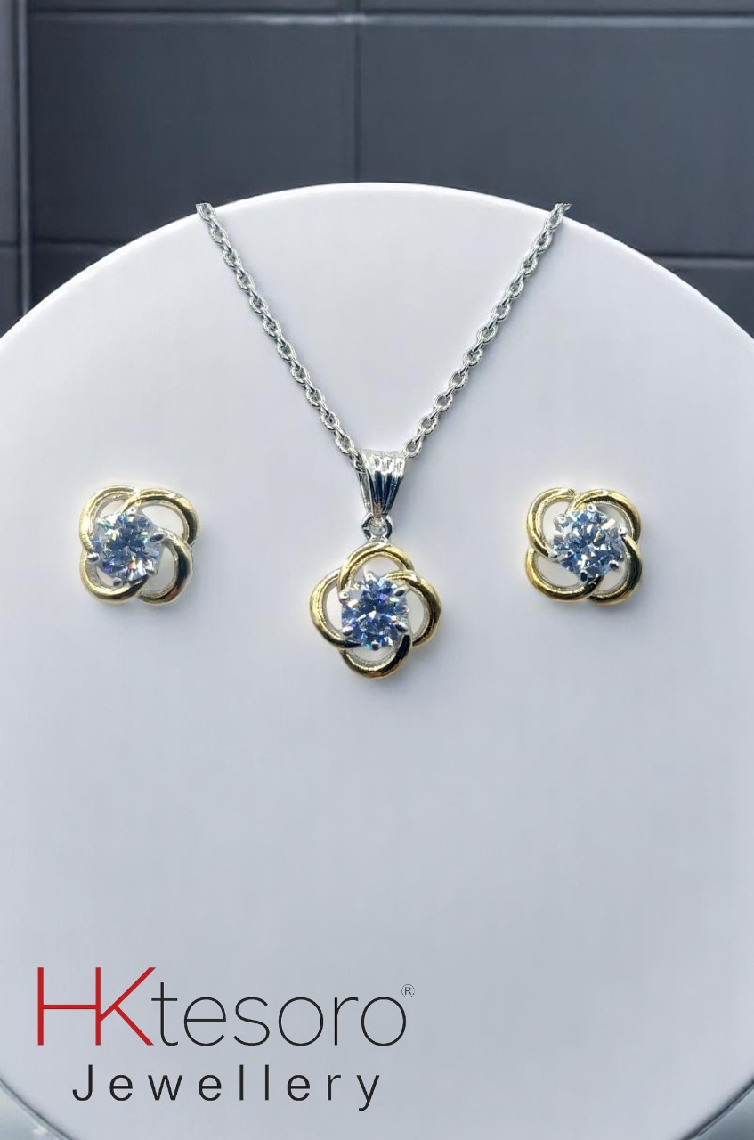 SKU - PS001 925 Sterling silver Flower style Pendant set